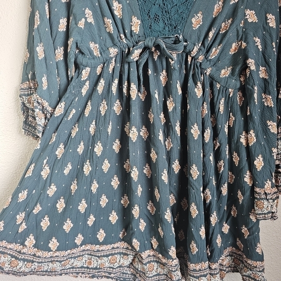 Boho Angie V-Neck Bell Sleeve Dress womens size s - Picture 6 of 10